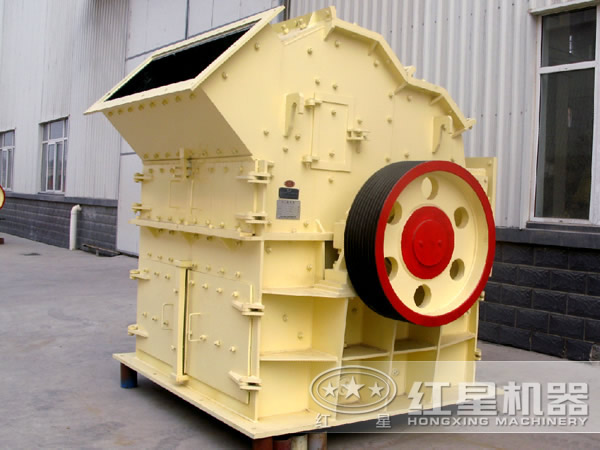 PXJ800×600型石灰石高產(chǎn)細(xì)碎機(jī)_小功率，大能力，值得一看