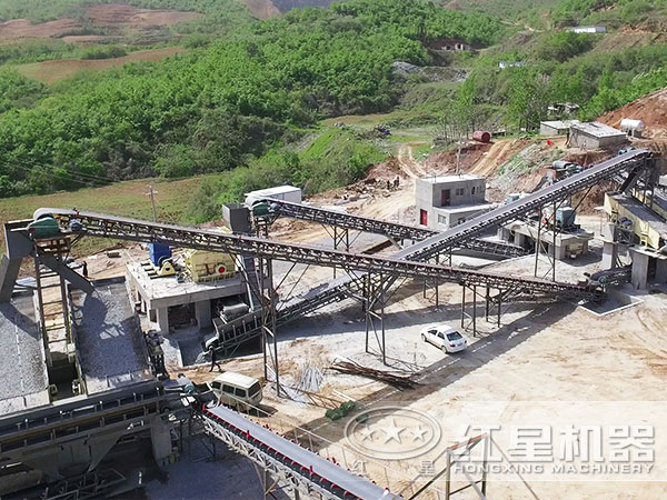 能把石塊破碎成石子的打石機(jī)多少錢？怎么配置？