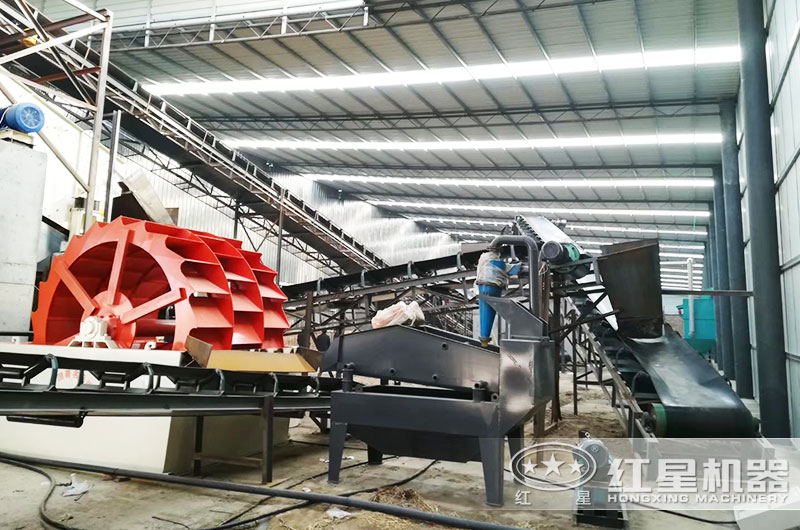 水洗沙機械多少錢一套？（內(nèi)有大型水洗沙機械工作視頻）