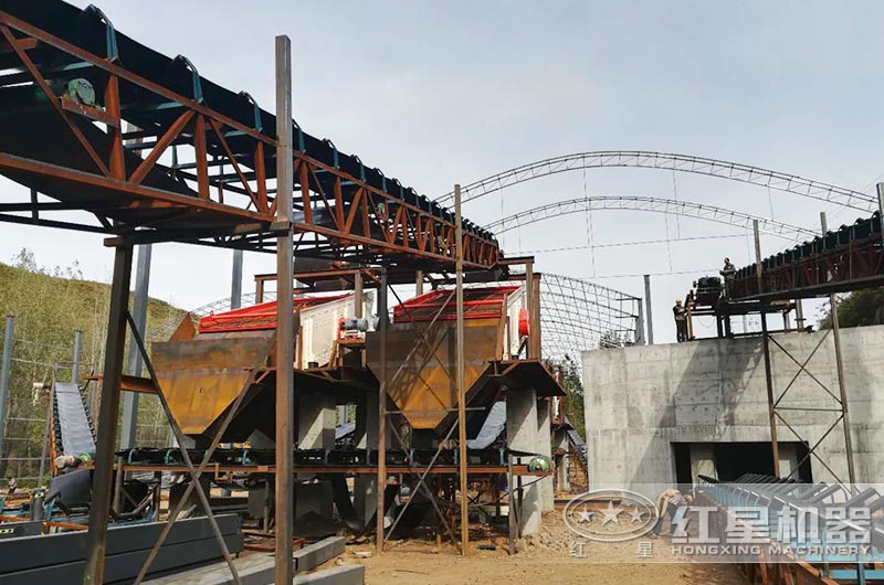 一噸原石出多少噸12、13石子？都需要哪些石子碎石機(jī)設(shè)備？