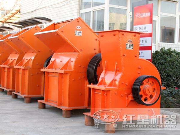 錘破機(jī)與反擊破碎機(jī)哪個更適用于二段破碎？
